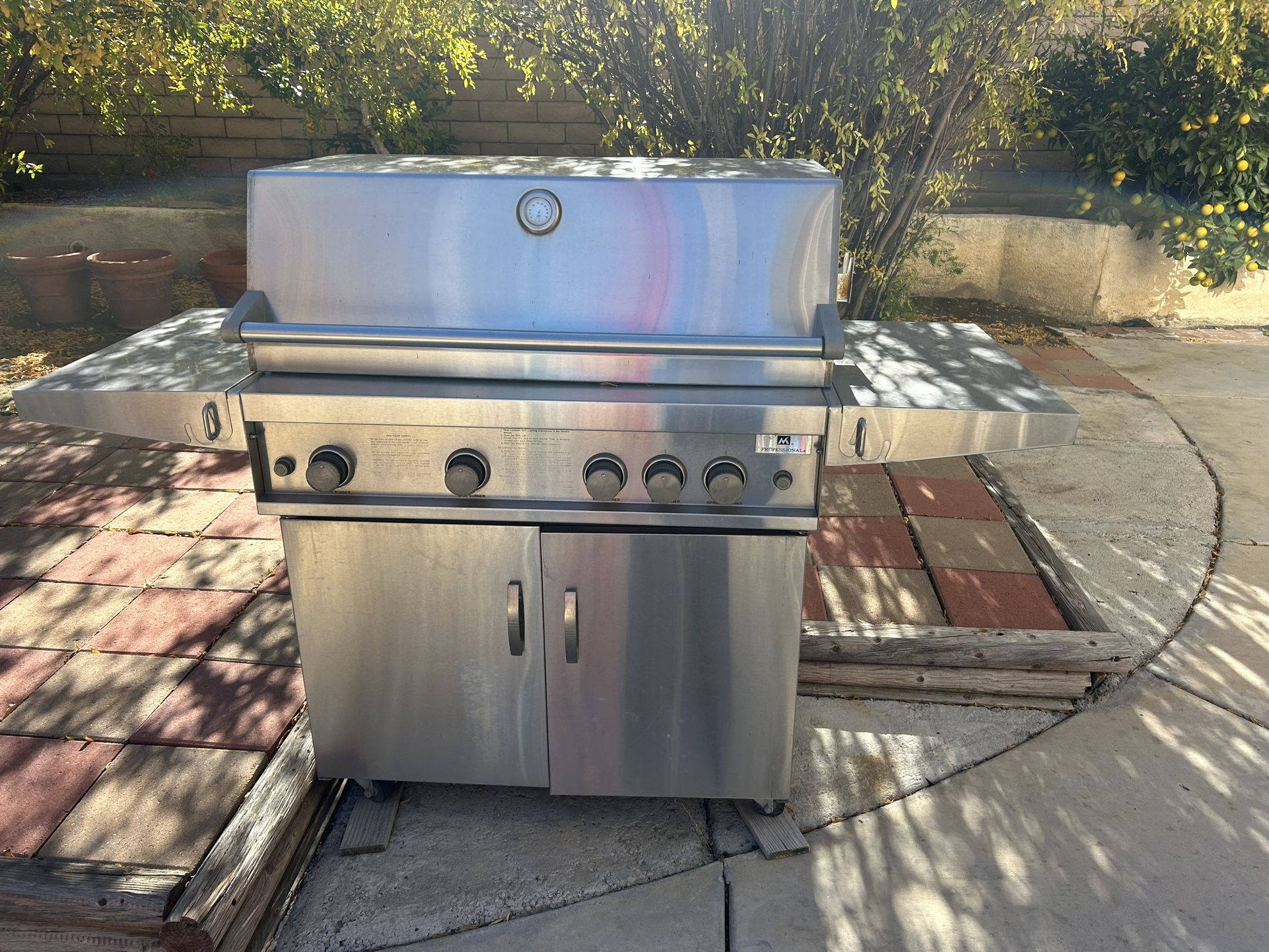 Member’s Mark 3-Burner Natural Gas Grill BBQ