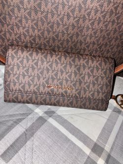 Michael Kors Signature Logo Wallet