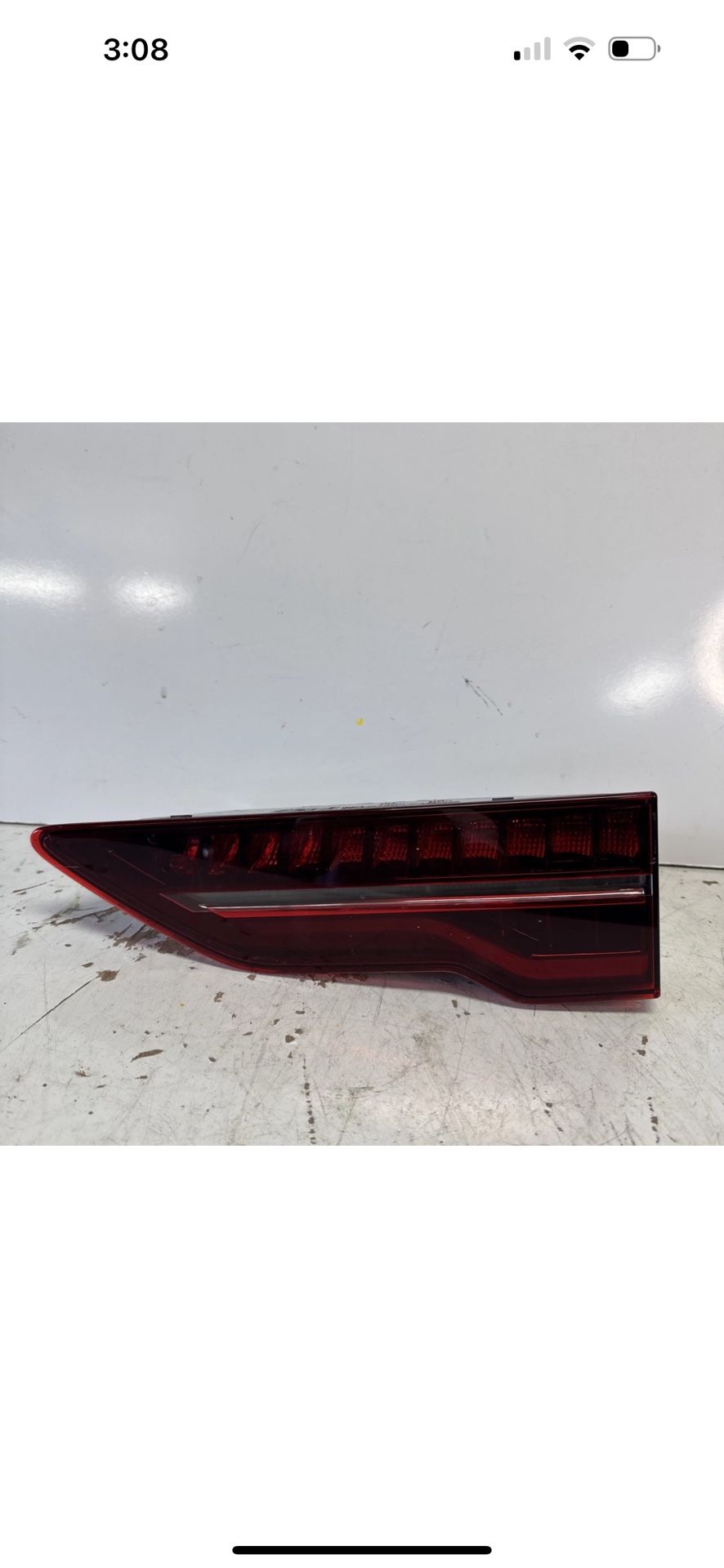 2019-2021 JAGUAR I PACE GENUINE OEM RIGHT INNER LED TAIL LIGHT B49