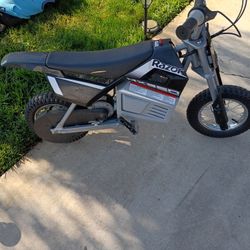 Mini. Bike Eléctrica Para Niños En Buenas Condiciones