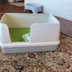 XL Tidy Cats Breeze Litter Box