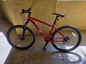Diamondback Overdrive mountain bike