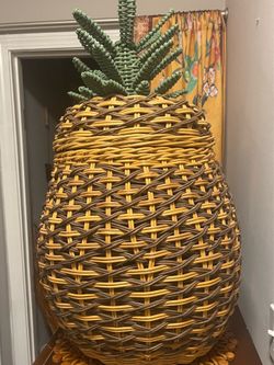 Pineapple Basket