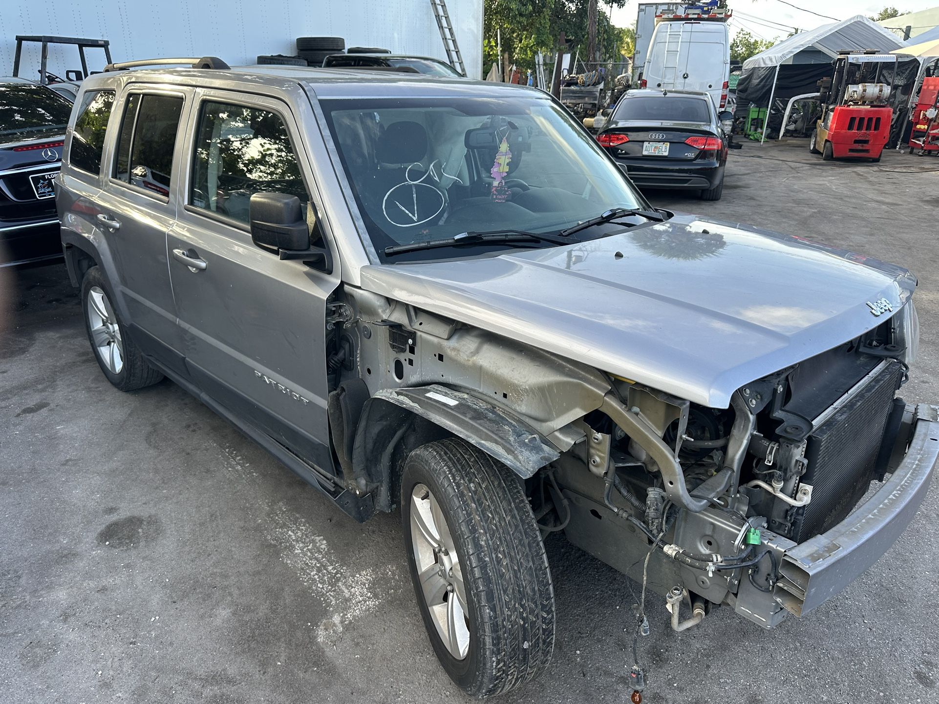 2016 Jeep Patriot For Parts