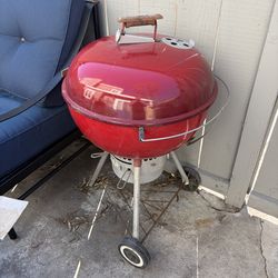 Vintage Weber kettle grill red