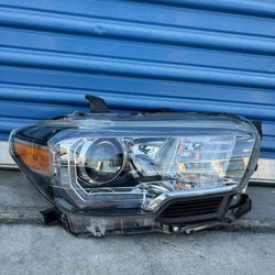 2016,2017,2018,2019,2020,2021,2022,2023 Toyota Tacoma Headlight/Foco Delantero LED Rh Passenger Ask