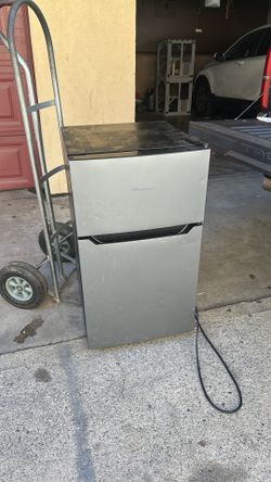 Mini fridge