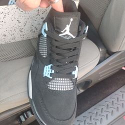 Jordan 4 