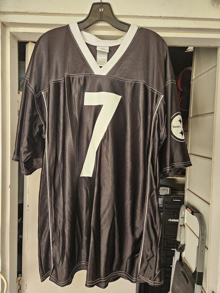 Steelers Black & White Big Ben Jersey- XL - Like New