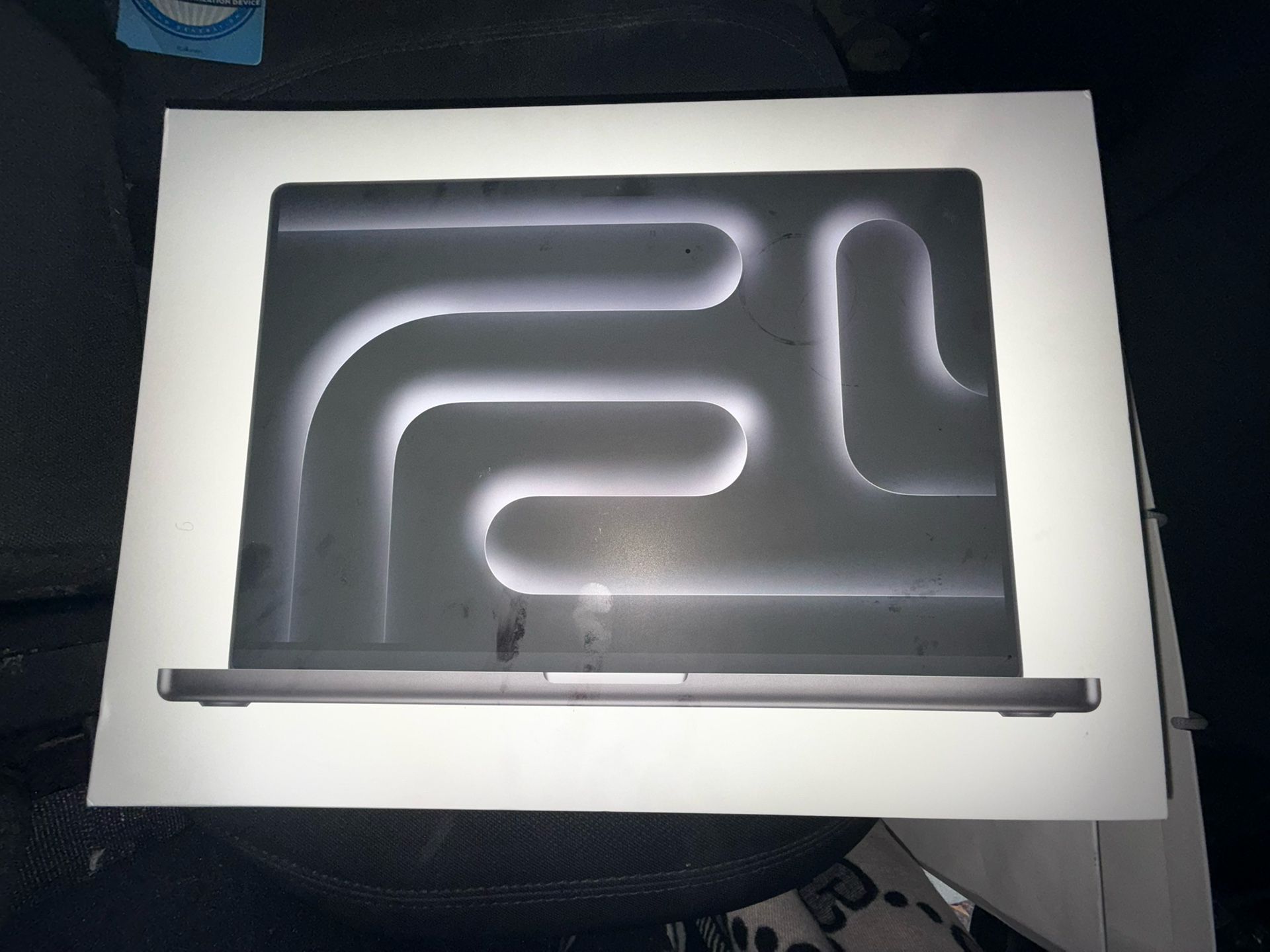 MACBOOK PRO 2024 
