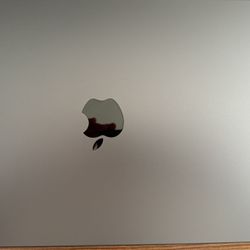 MacBook Pro 14 Inch. 