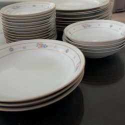 Vintage Nippon Dishes 29 Pieces 