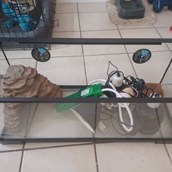 Reptile Tank w/ Lights, Outlet Timer $175 OBO