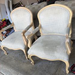 4 Chairs For Free 