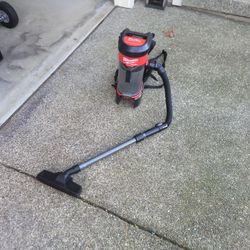 Millwaukee M18 Backpack Vacuum 