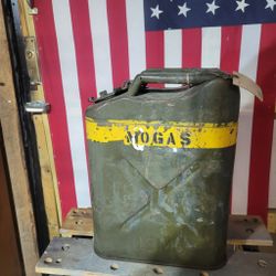 US Army Military 5 Gallon Metal Jeep Jerry can
