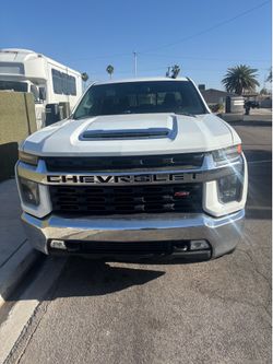 2022 Silverado 2500 HD . PARTS ONLY
