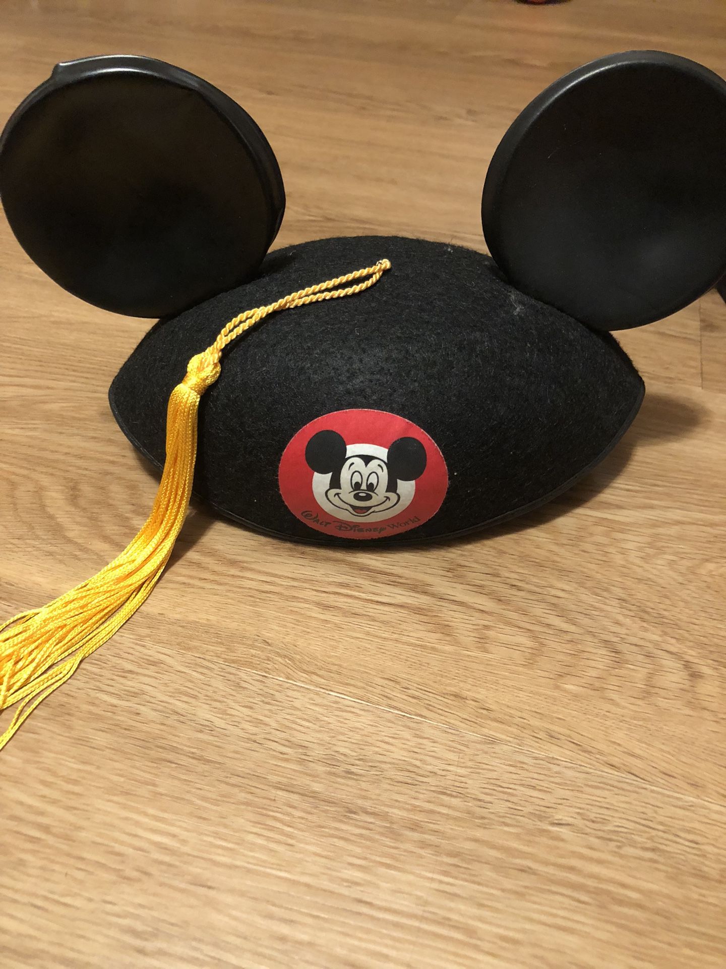 Walt Disney World Mickey Mouse Graduation Mickey Ears Hat