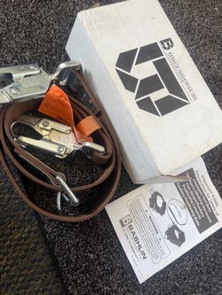The Bashlin 52N-2HL 6-foot neoprene pole safety strap