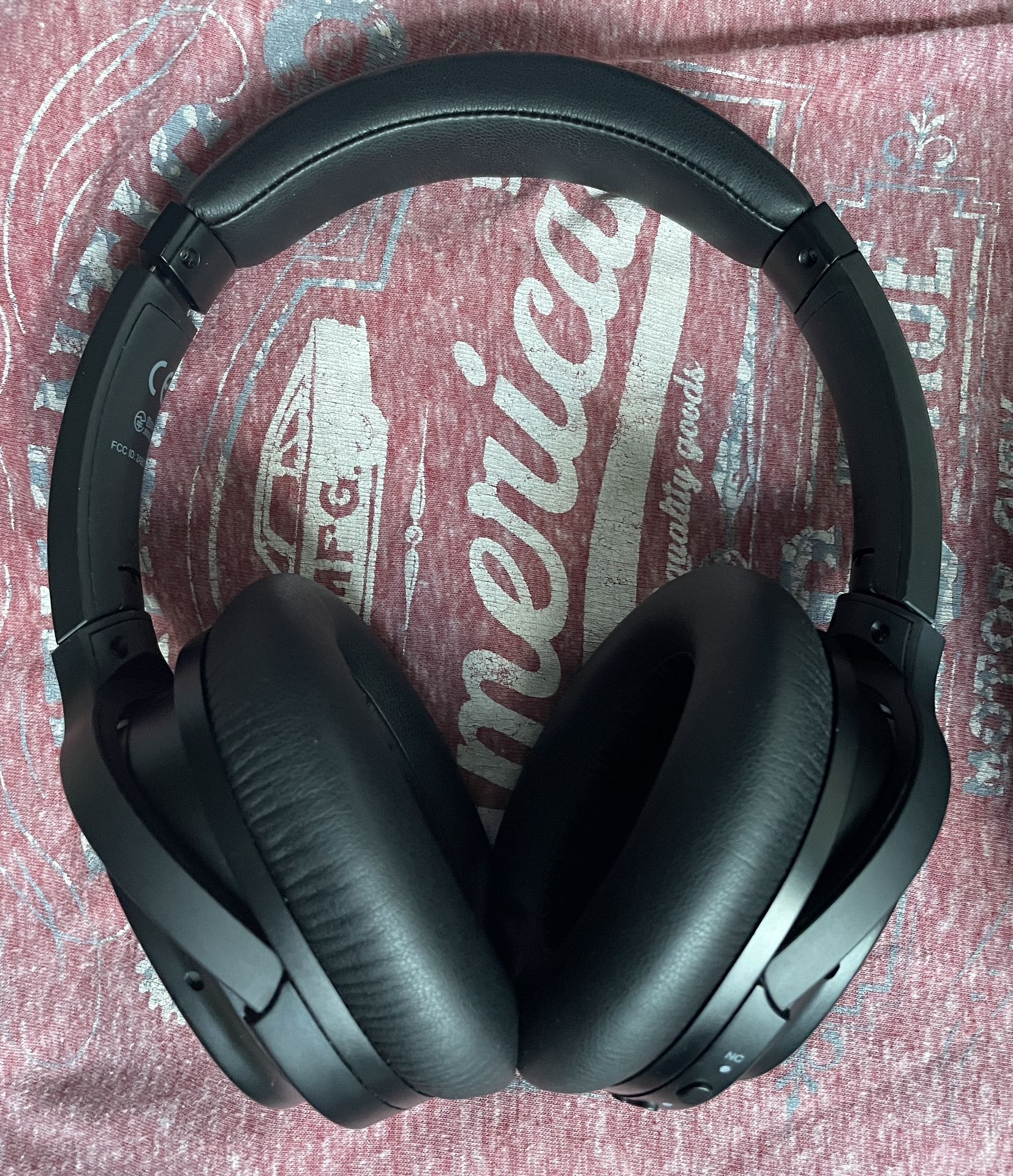 Headphones with Bluetooth