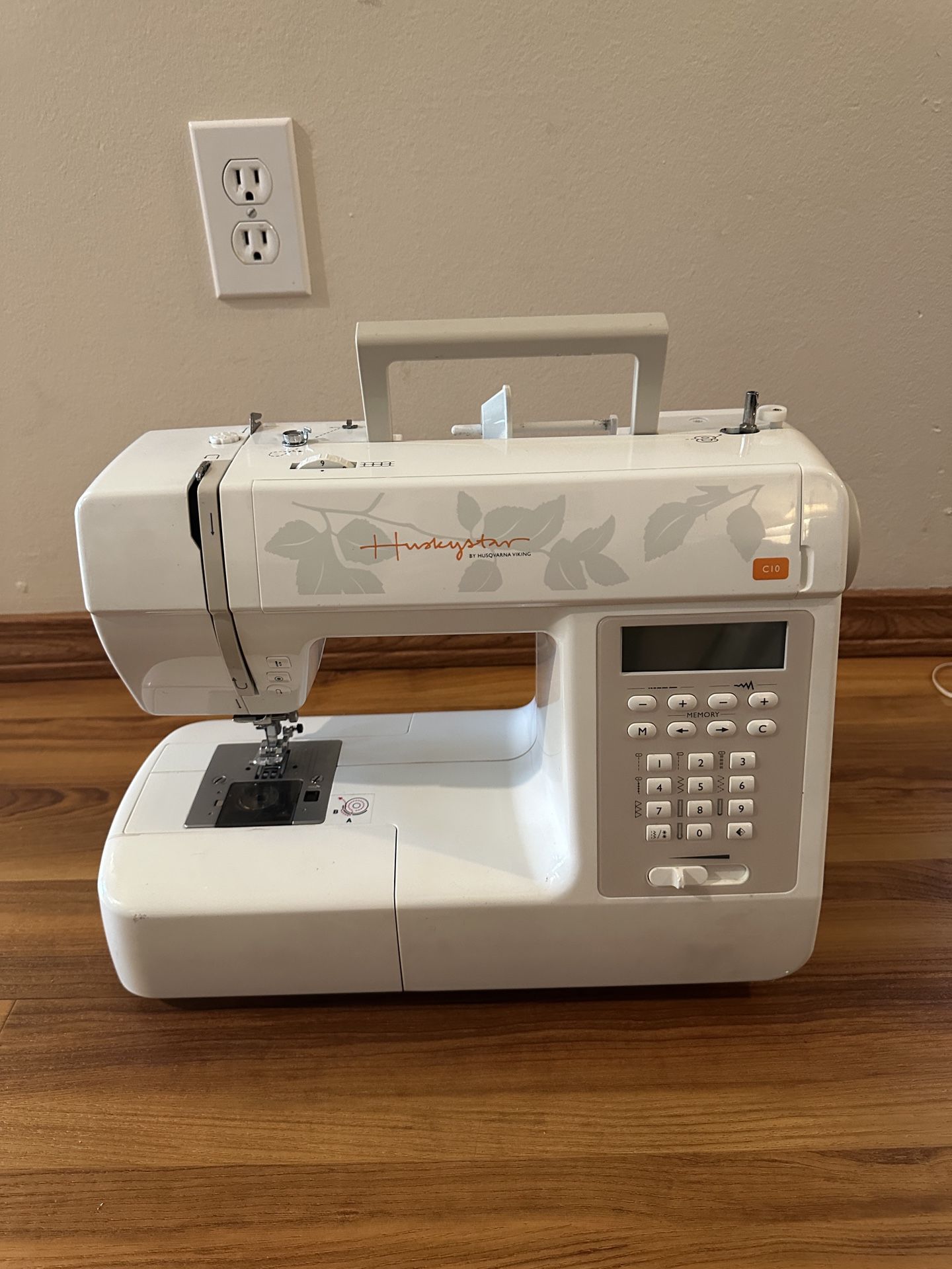 Husqvarna Viking Sewing Machine Huskystar C10 For Parts