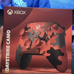 DayStrike Camo Xbox Controller