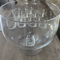 Princess House Footed Punch Bowl with 12 Cups
