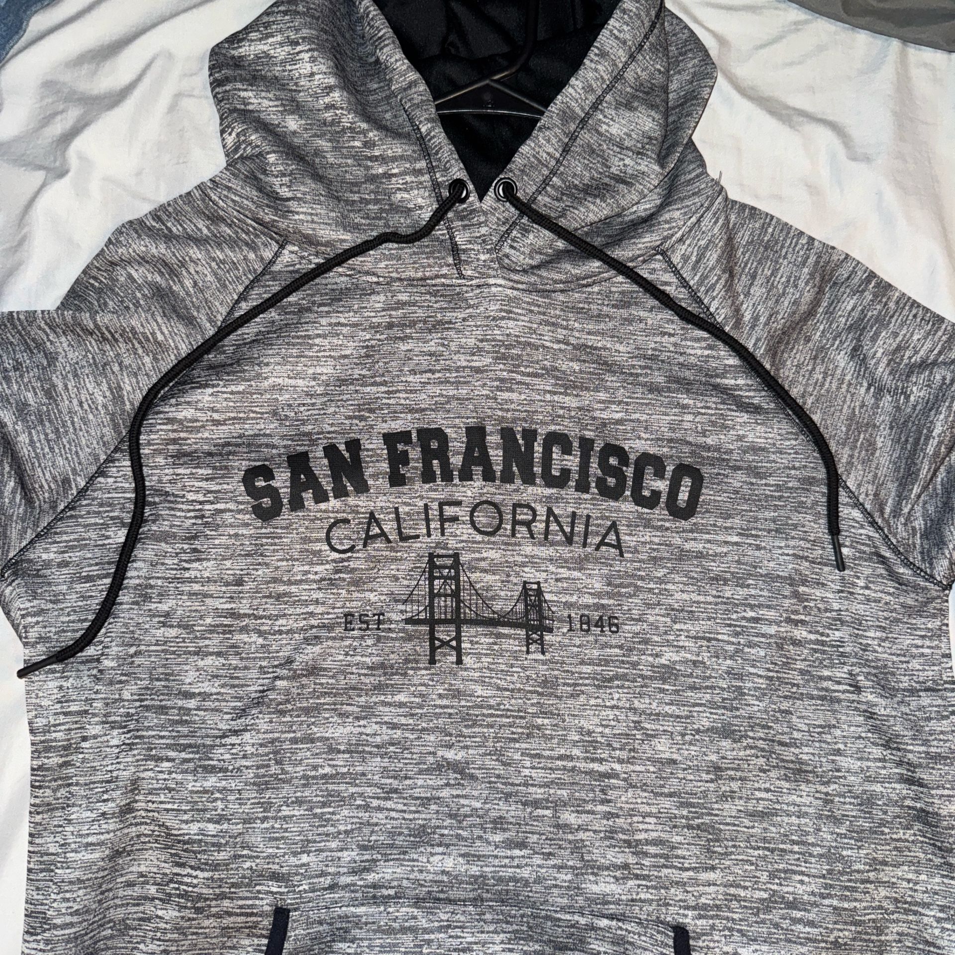 Grey/Black Men’s San Francisco Hoodie Size XL