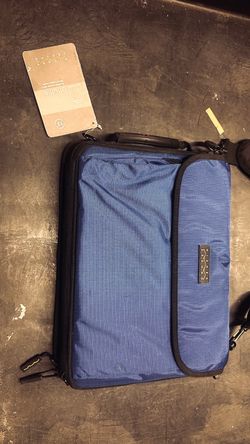 Higher Ground Shuttle 13 Laptop Bag