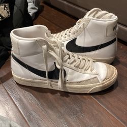 Nike Blazer