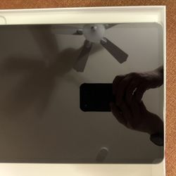 iPad Pro 12.9” (6th Gen) 512 GB WiFi+5G Unlocked Excellent Condition