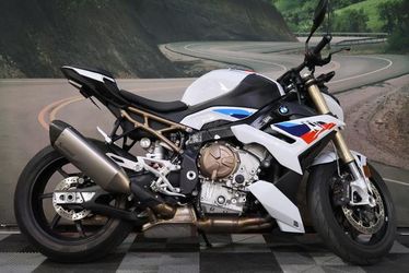 2023 BMW S1000 R