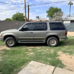 2001 Ford Explorer