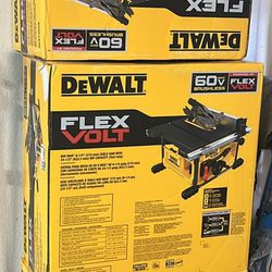 DEWALT

FLEXVOLT 60V MAX Cordless Brushless 8-1/4 in. Table Saw Kit

New
