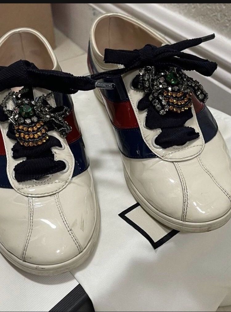 Gucci shoes