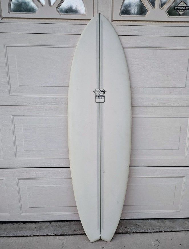 Patagonia FC Fletcher Design Fark Surfboard 5'10"