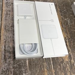 Apple 85 W MagSafe 2  Charger. -NEW- $55
