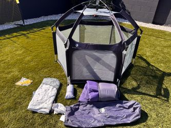 The California Beach Co. Pop 'N Go Playpen