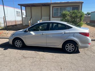 2012 Hyundai Accent