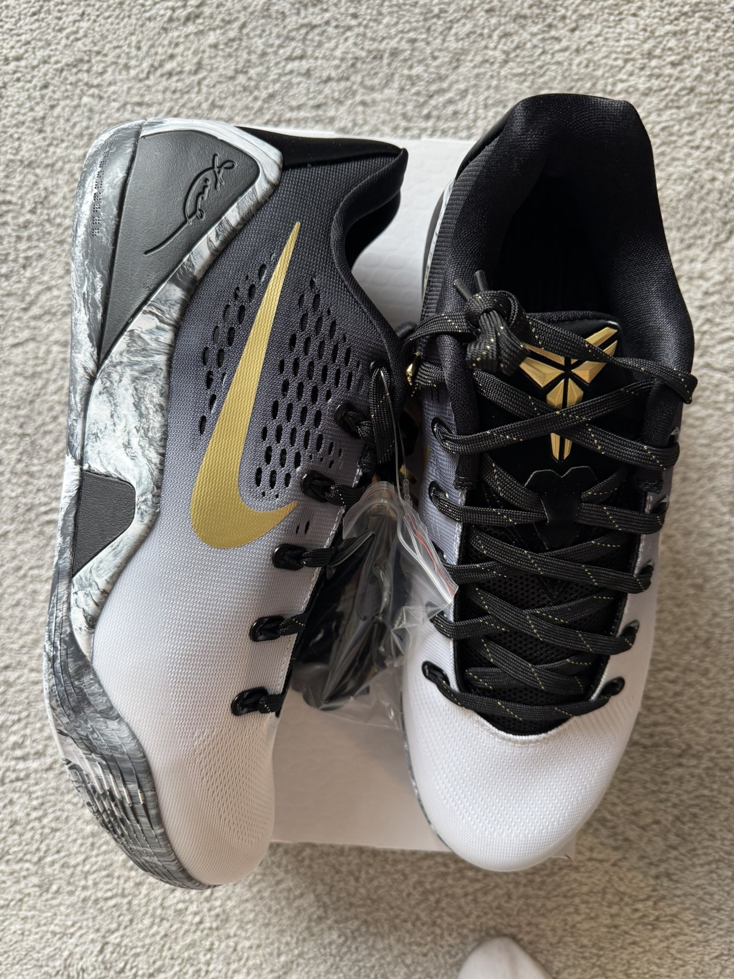 Kobe GIGI sz.11 brand new 