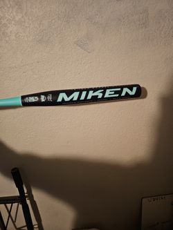 Miken Slow Pitch Softball Bat.  34" 26oz