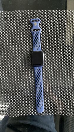 Apple Watch GPS Aluminum Case ion Z glass WR to 50 meters