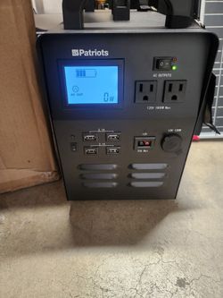 4patriot generator 1800,like new only used 2  with boxes and manuals and color charger