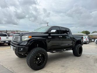 2014 Toyota Tundra CrewMax