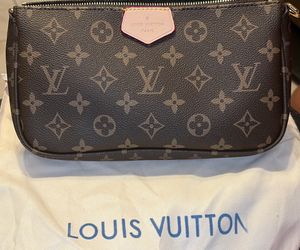 DESIGNER Crossbody bag with strap and dust bag