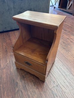 Wood nightstand with drawer