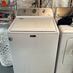 Maytag Washer And Dryer. (both Electric)