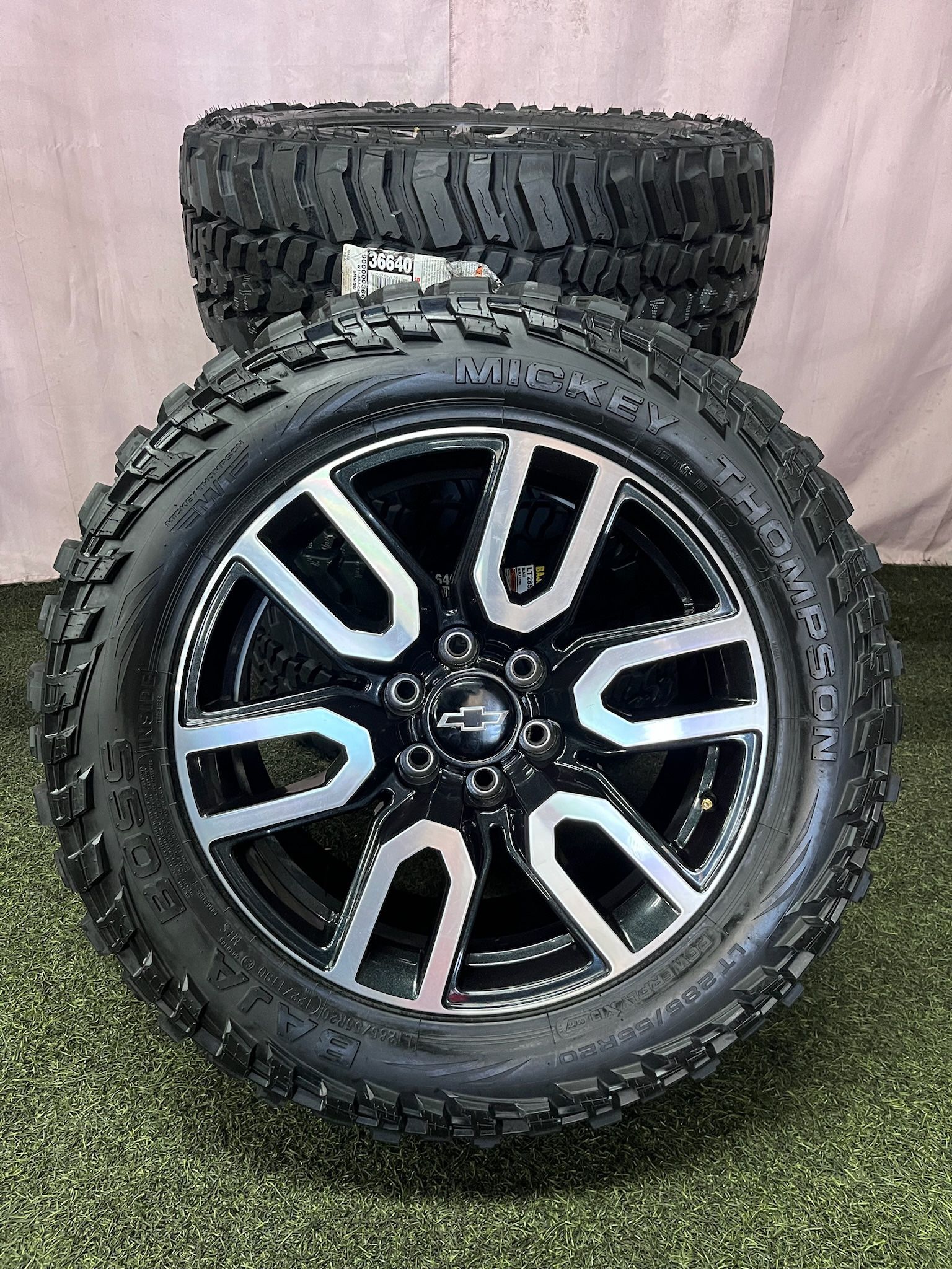 2024 GMC Sierra AT4 6 Lug 20 Inch Takeoffs OEM Wheels