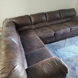 Sectional Couch 