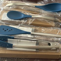 Set Azul De Utensilios 